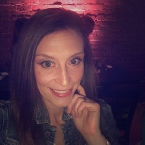 Meet your Posher, Vanessa